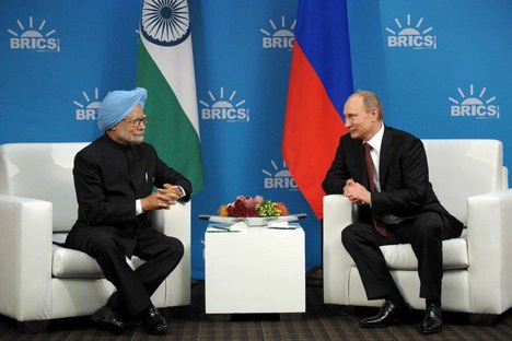 Vladimir Putin meets Manmohan Singh on the sidelines of the BRICS Summit in Durban. Source: Indian PMO